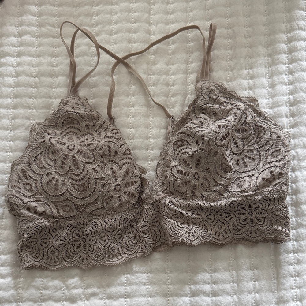aerie Cream Lace Bralette - M